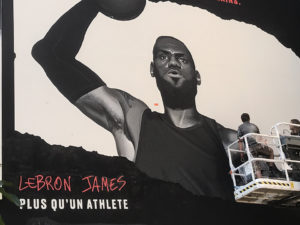 Lire la suite à propos de l’article LeBron James en tournée avec Nike