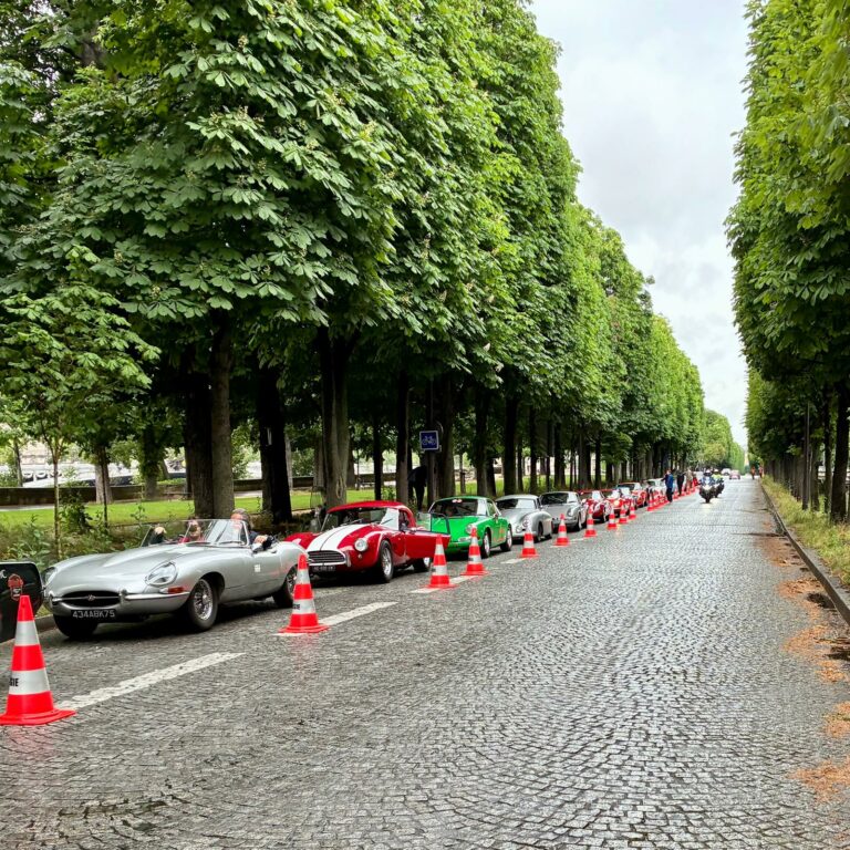 Lire la suite à propos de l’article Tour Auto 2026 : de retour au Grand Palais
